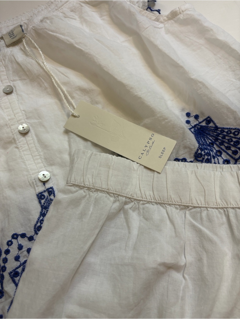 Calypso St. Barth 100% cotton, eyelet sleep set, old money, classy, cottagecore - Picture 7 of 11